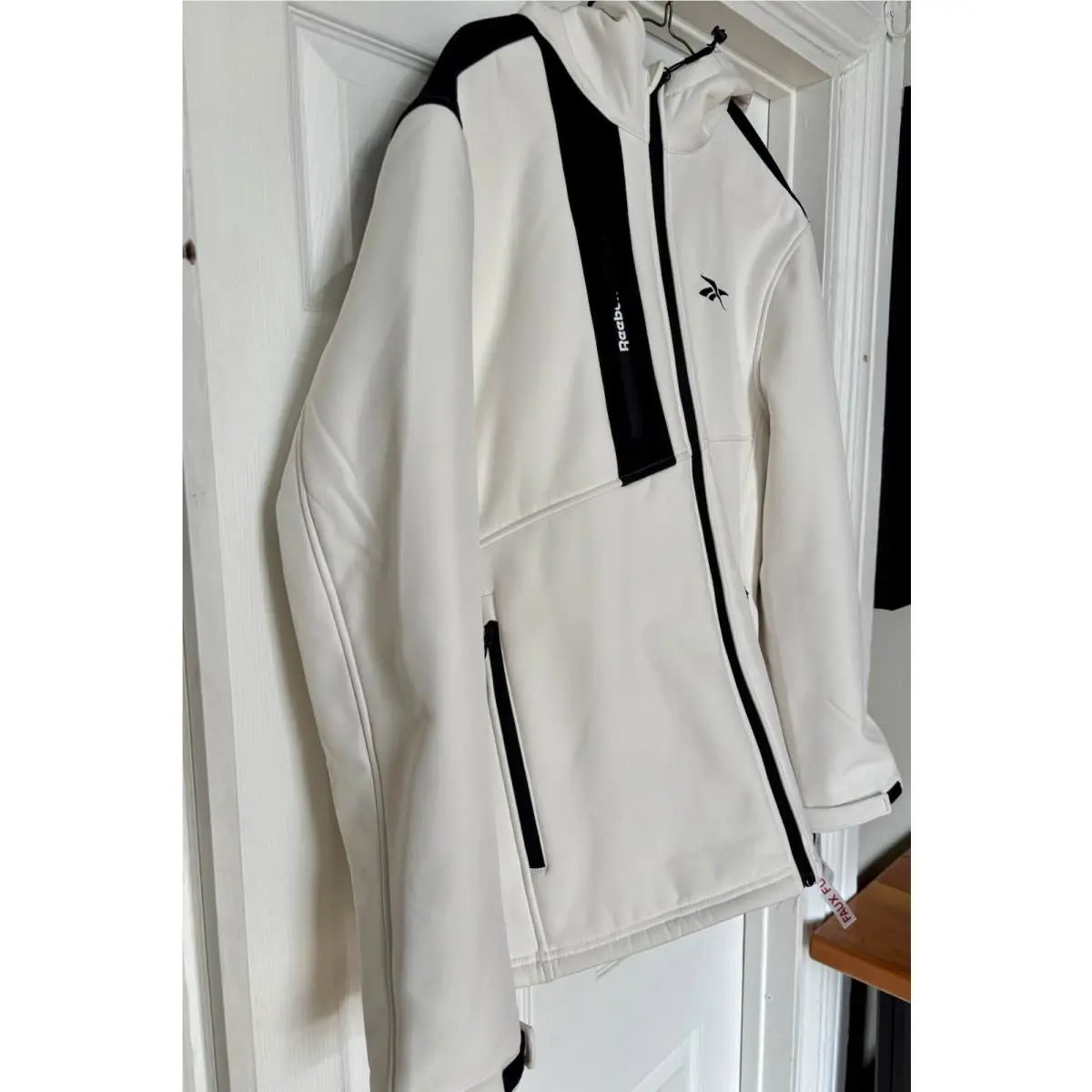 Reebok clothing - Stucco 0
