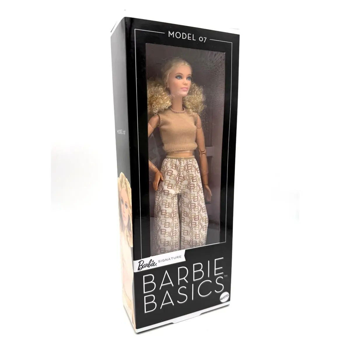Mattel Barbie Signature - 2025 Barbie Basics Model 07 Doll JJX26