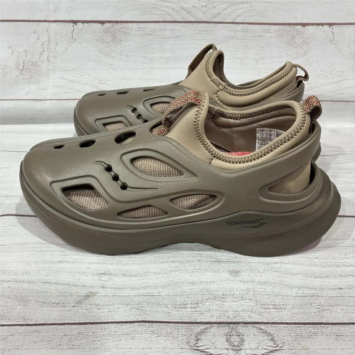Saucony shoes - Saucony Butterfly - Butterfly - S70828-2 - Brown 1