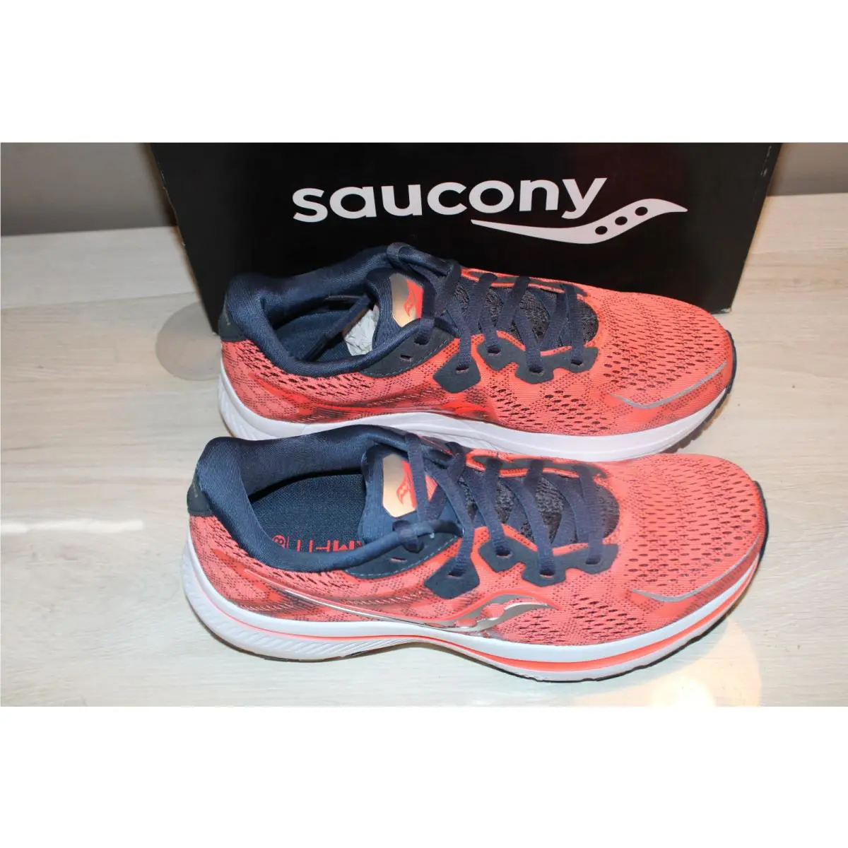 Saucony shoes - Multicolor 3