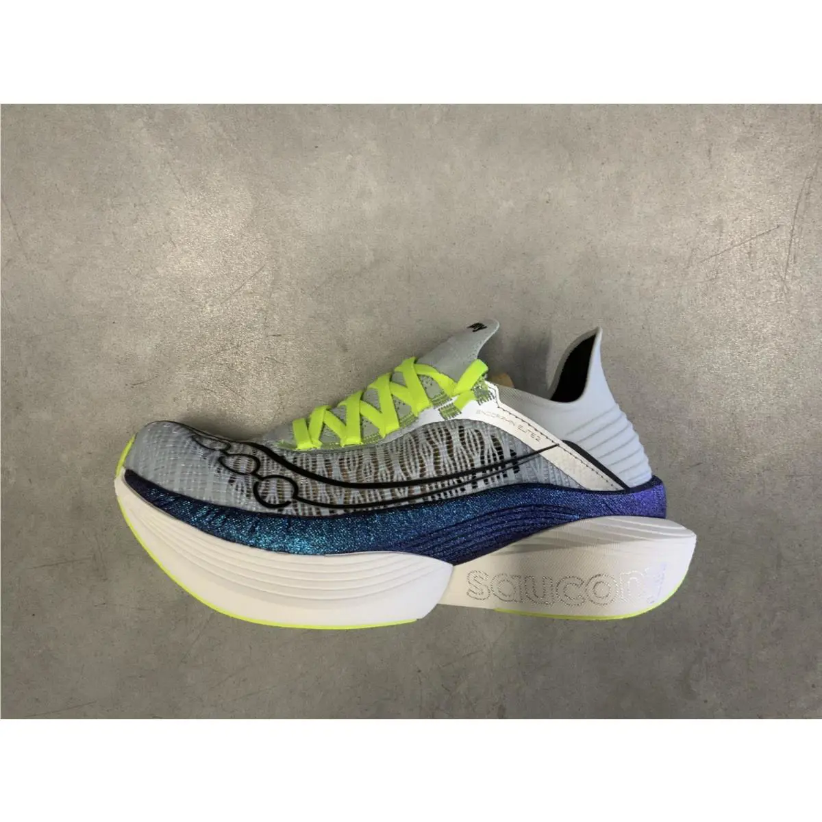 Saucony shoes - Saucony Endorphin Elite 2 - Endorphin Elite - S30994-95 - White 3