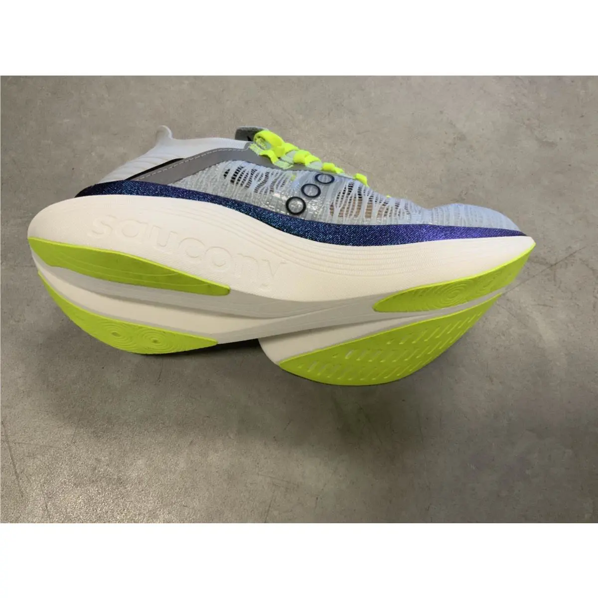 Saucony shoes - Saucony Endorphin Elite 2 - Endorphin Elite - White 1