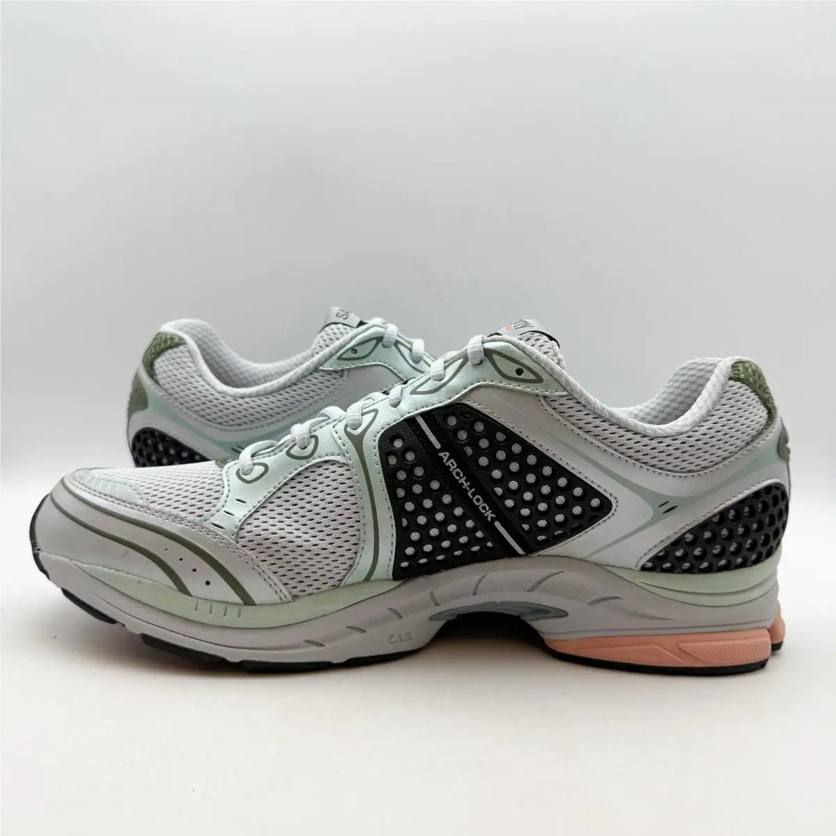 Saucony shoes - Gray (UPC: 195020052136) 4