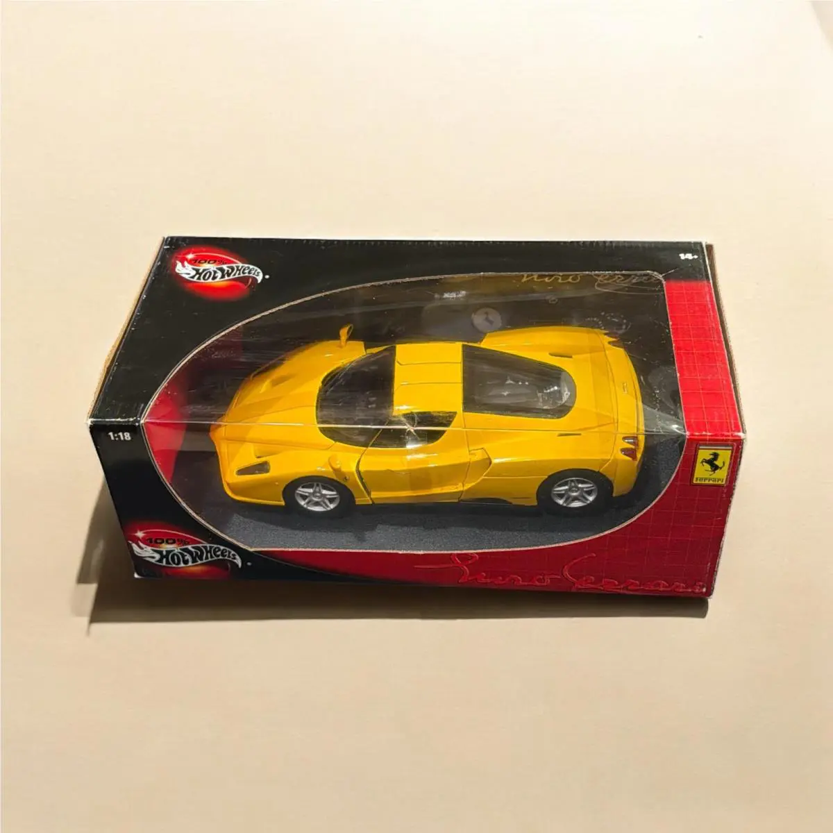 Hotwheels Luno Ferrari Yellow Diecast Car 1:18 Scale Read