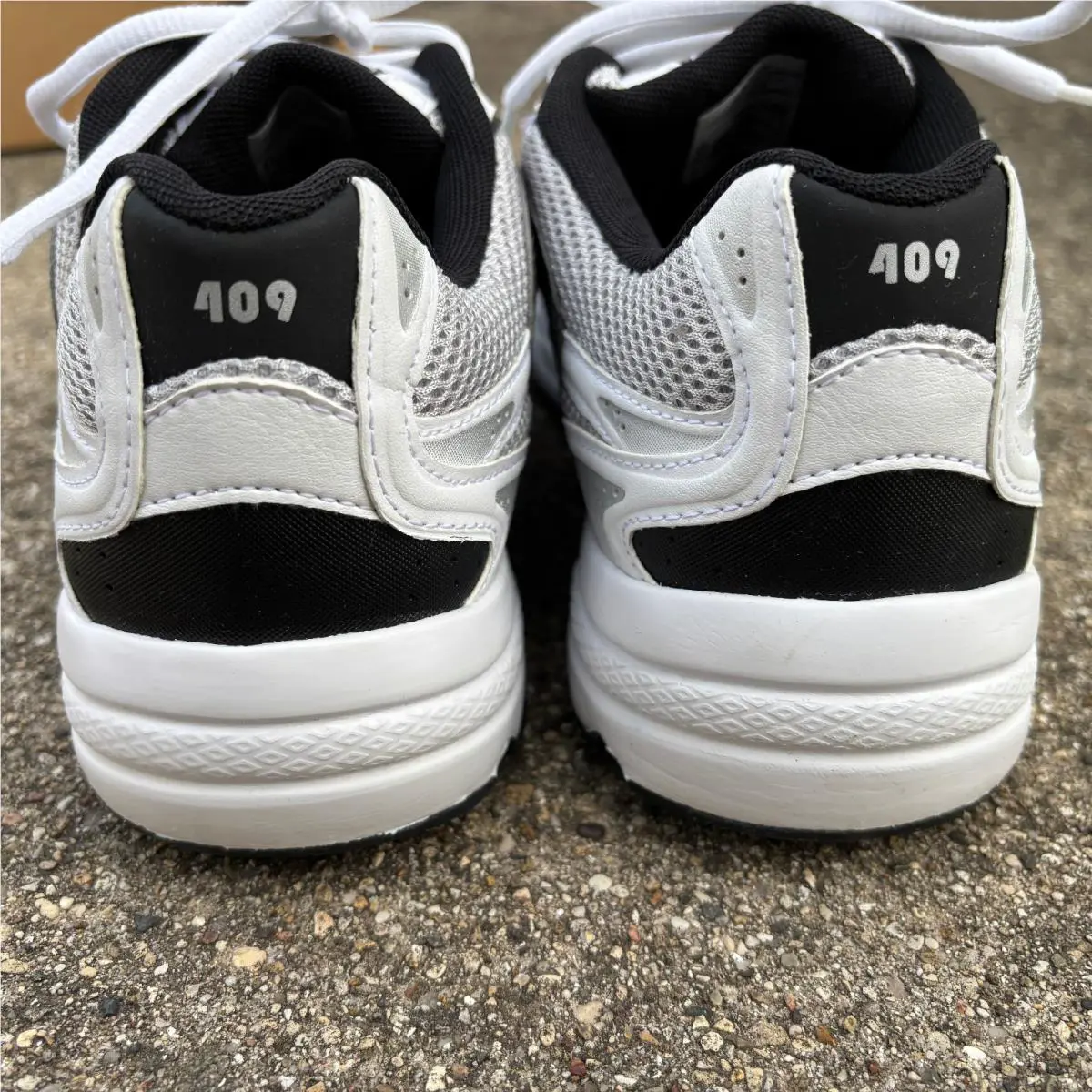 New Balance shoes - MR409SB - MR409SB - White 4
