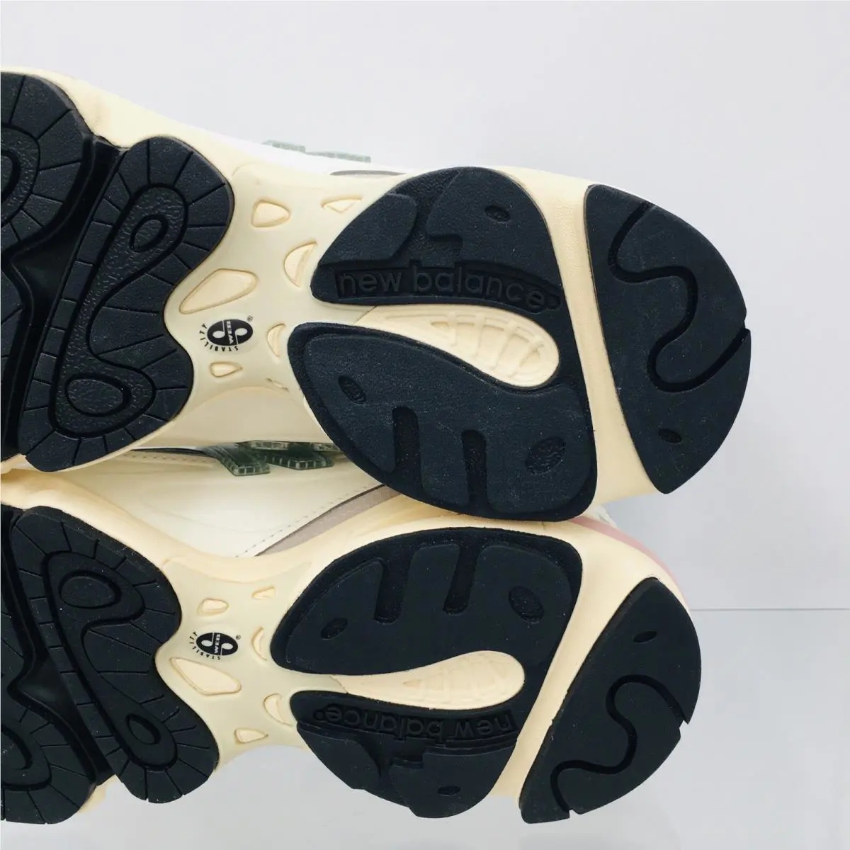 New Balance shoes - New Balance 1000 - New Balance 1000 - Beige Grey 9