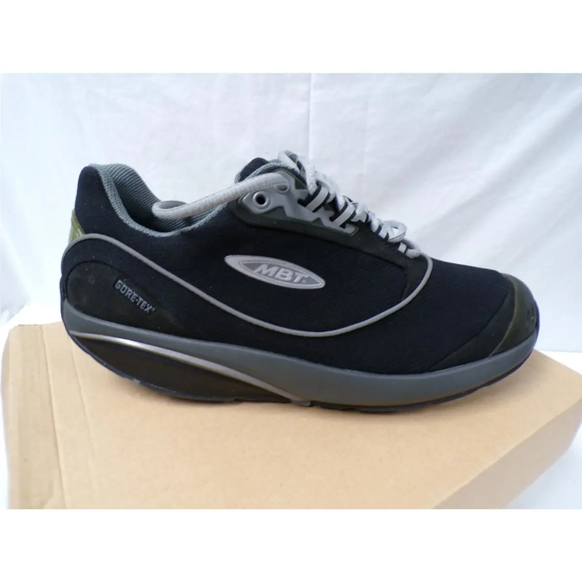 MBT shoes - MBT Fora GTX - Fora GTX - 400287-03 - Black 0