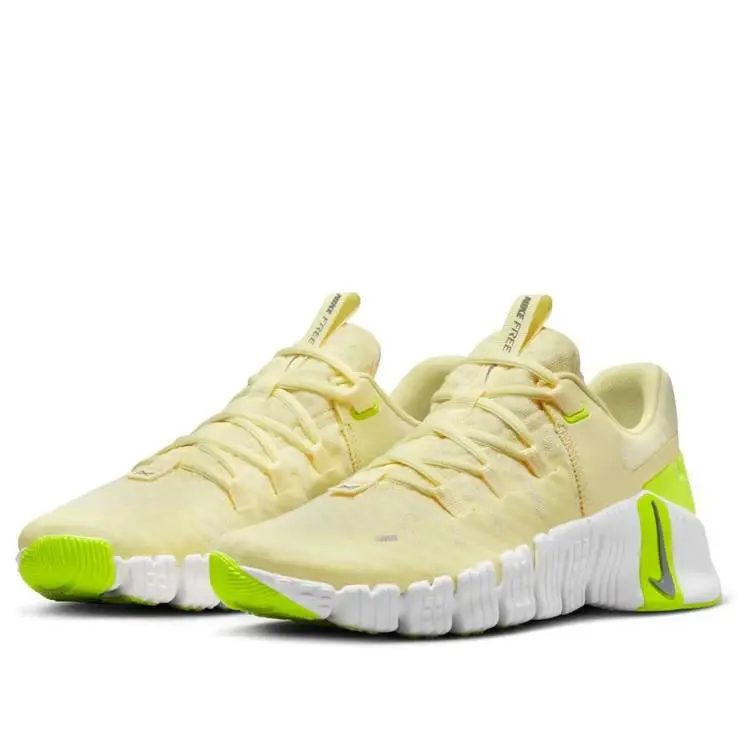 Nike Women`s Free Metcon 5 `citron Tint Volt` DV3950-800 Gym Training Multi Size - Yellow
