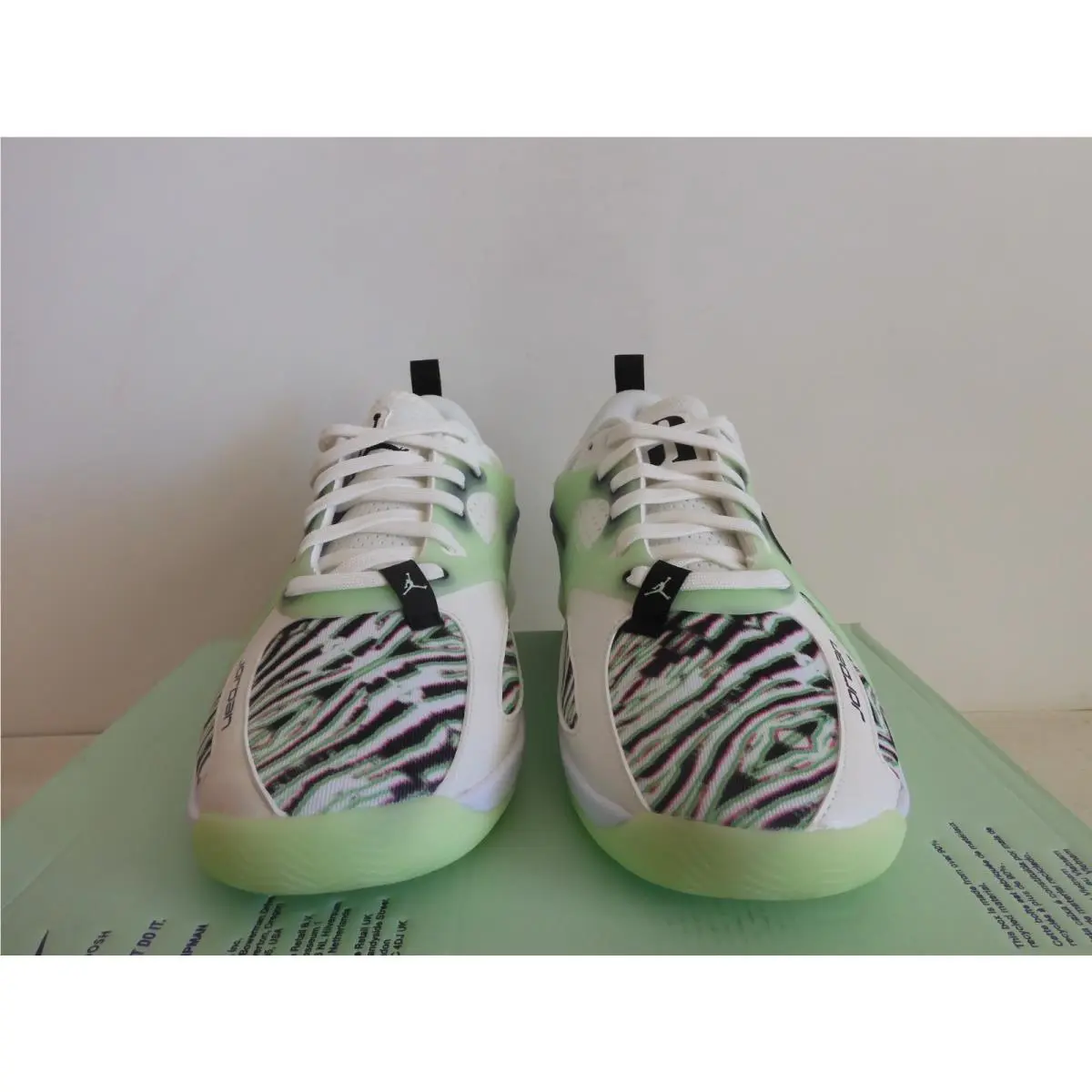 Nike shoes - Nike Air Jordan Heir - Air Heir - FZ2471-100 - Green 18