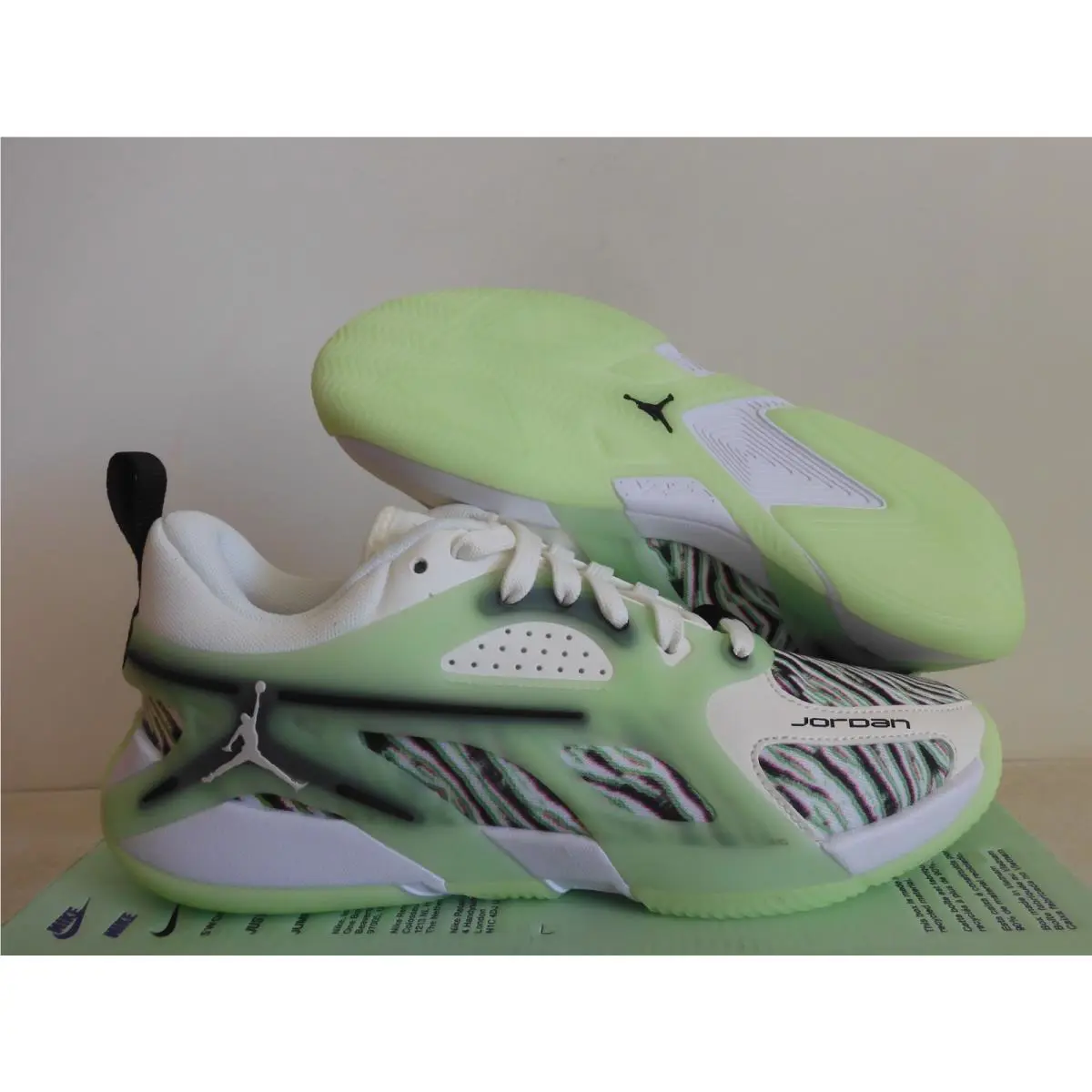 Nike shoes - Nike Air Jordan Heir - Air Heir - FZ2471-100 - Green 7