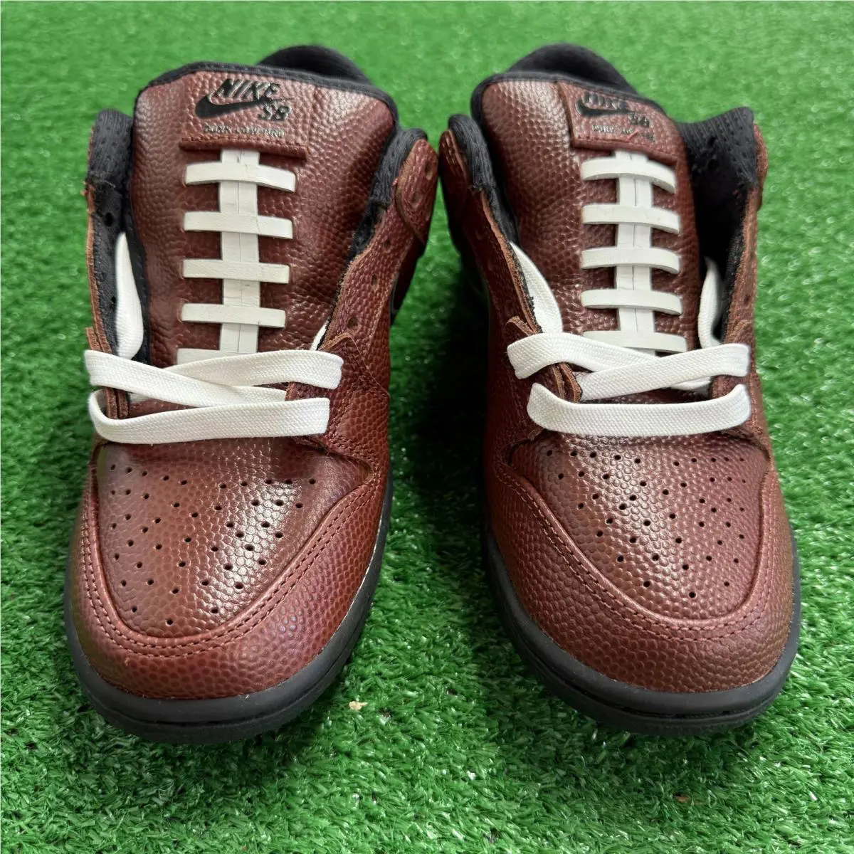 Nike shoes - SB Dunk Low Limosine Skateboards - HJ4131-200 - Brown 8