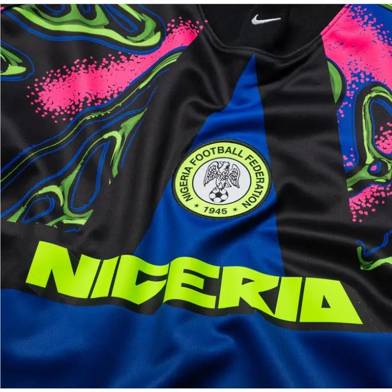 Nike clothing - Black/Bright Crimson 3