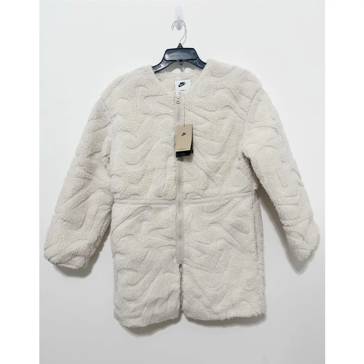 Nike clothing - Ivory 1
