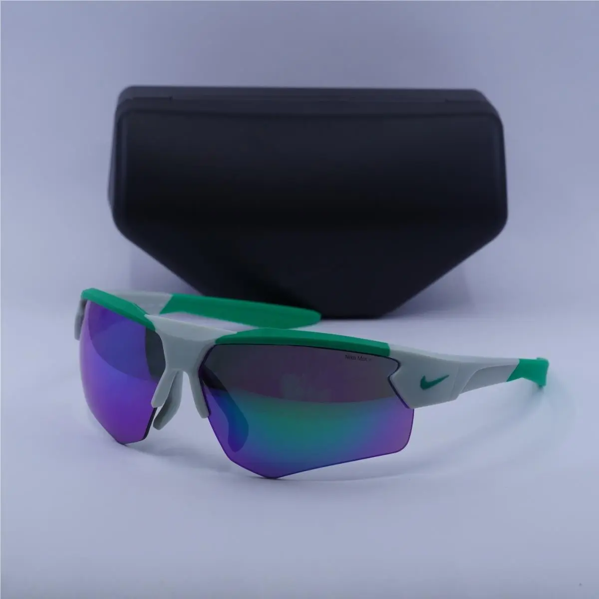 Nike Cloak Duo EV24036 907 Matte Light Silver/green 71-09-130 Sunglasses - Frame: Matte Light Silver, Lens: Green, code: 907