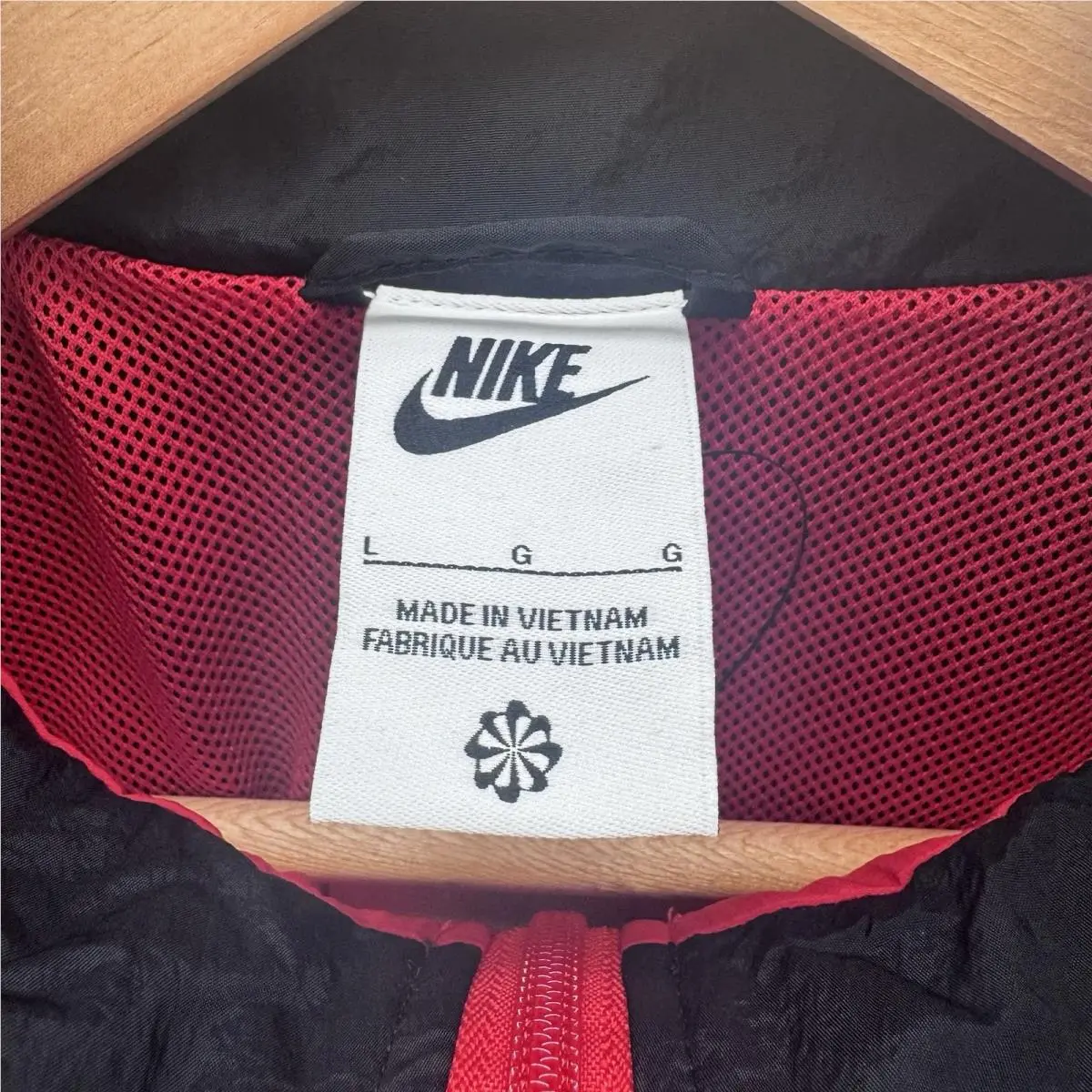 Nike clothing - HJ0176657 - HJ0176657 - Red (UPC: 0197602858433) 1