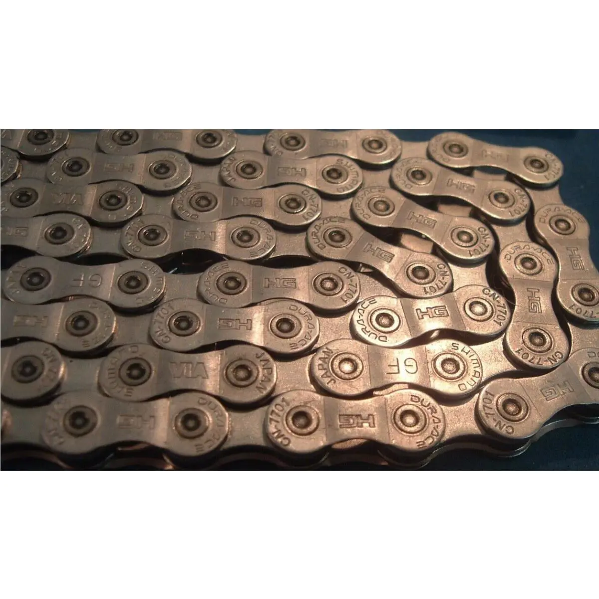 Shimano  - Ultegra - Ultegra - CN-7701 - Silver (UPC: 689228035539) 0