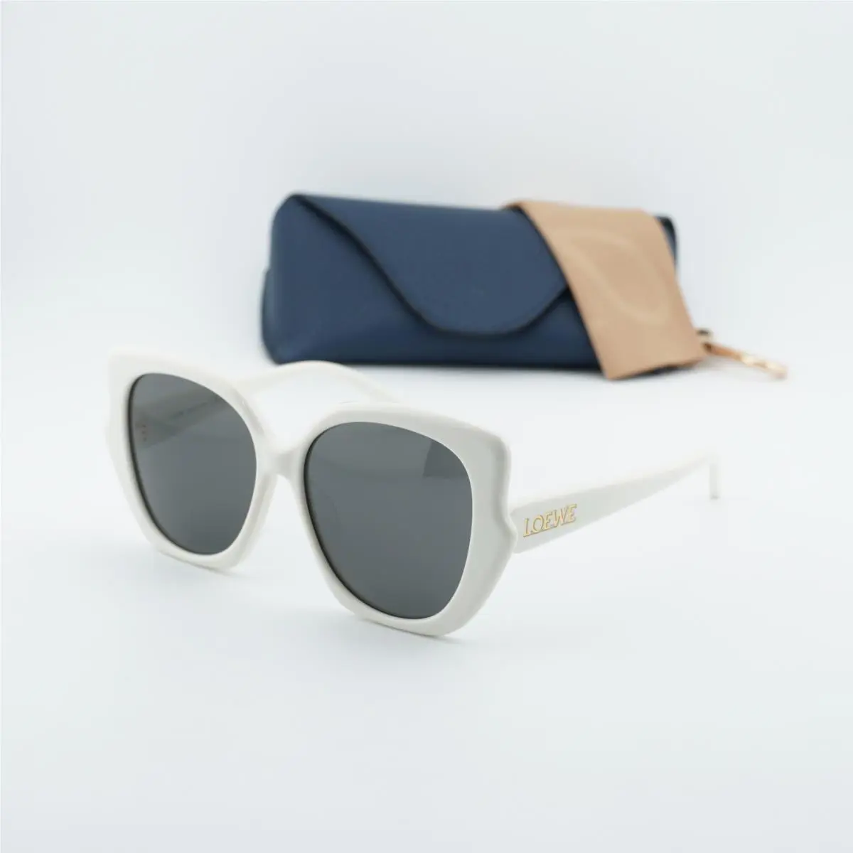 Loewe Women Sunglasses Ivory Smoke Butterfly LW40133F Inflated 25A