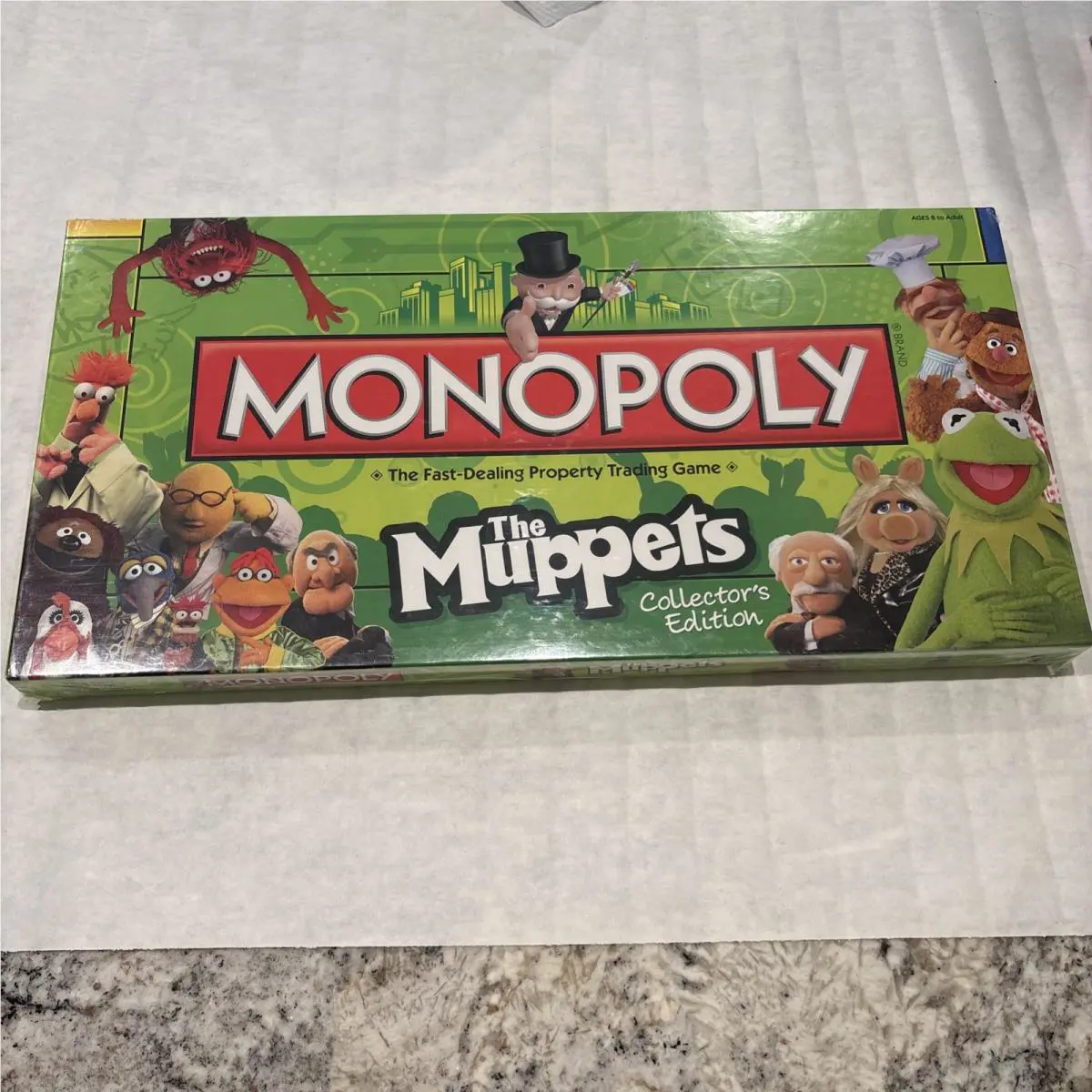 Monopoly The Muppets Collector`s Edition Board Game 2010 Kermit Fozzie Complete