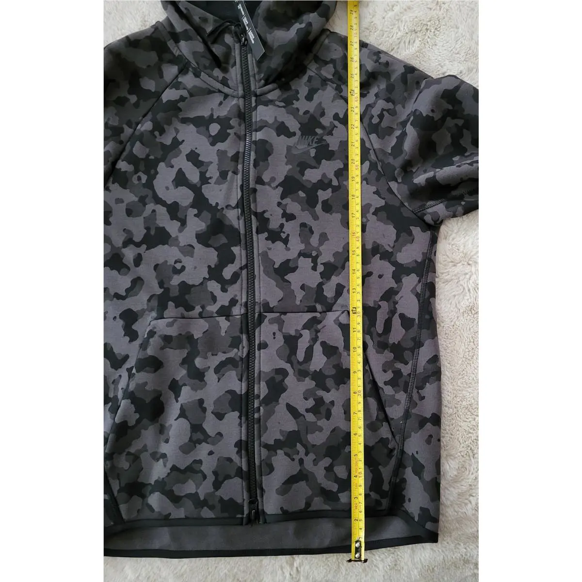 Nike clothing - Gray (UPC: 0193154982763) 5