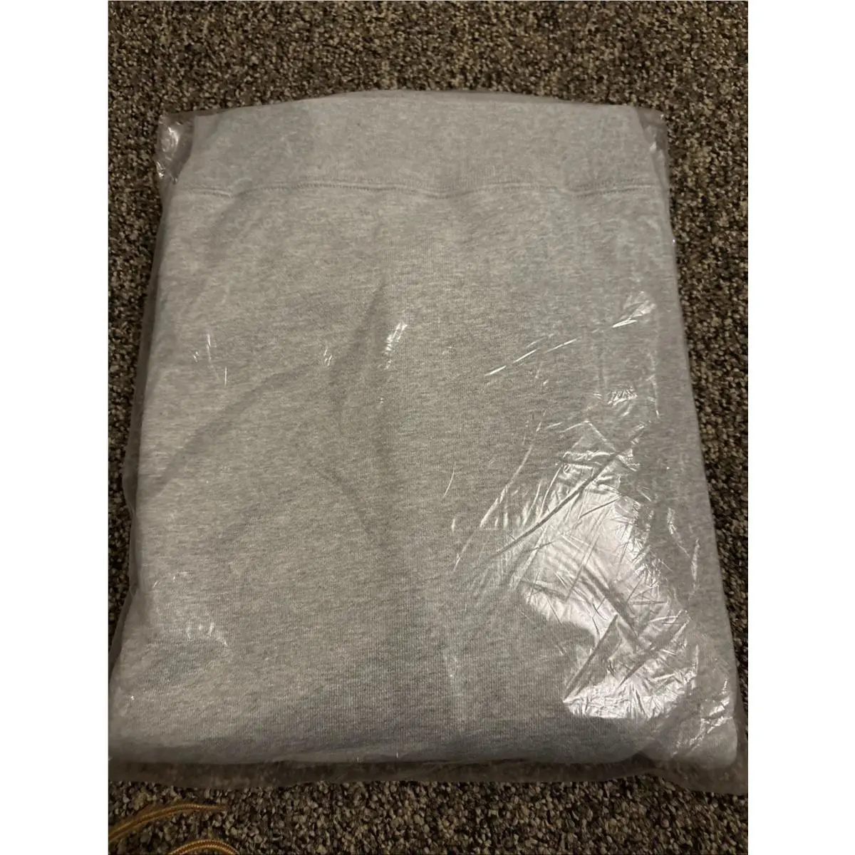 Nike clothing - Gray (UPC: 0194499660675) 0