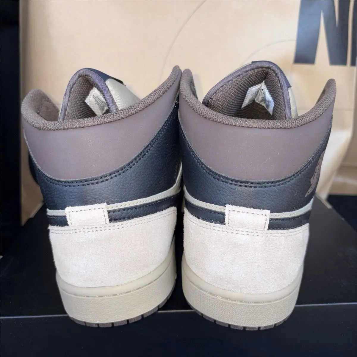 Nike shoes - Air Jordan 1 Mid - Air Mid - HV6422-200 - Brown 3