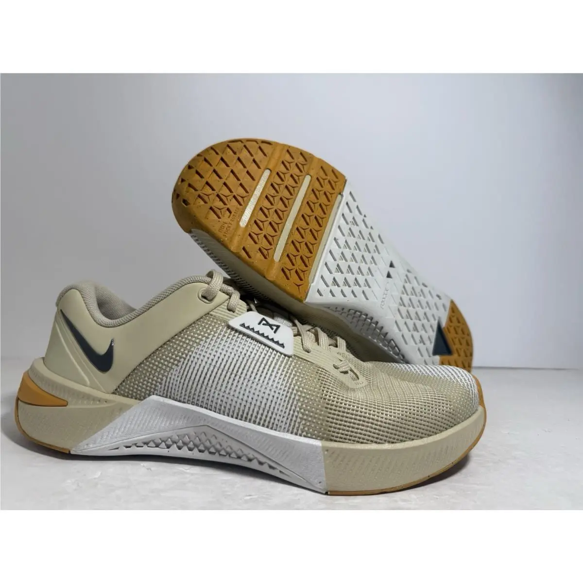 Nike Metcon 10 ‘light Khaki/gold Leaf’ Men’s Size 7 Shoes HJ1875-201