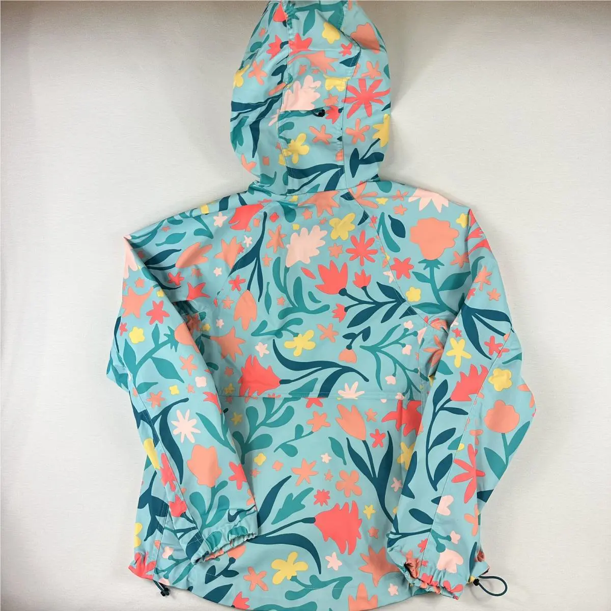 Nike clothing - Nike - Multicolor (UPC: 194956754671) 0