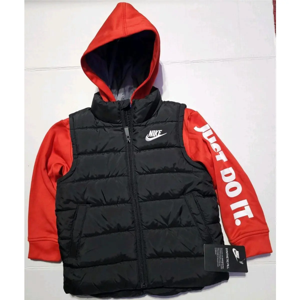 Nike clothing - Red and black 1