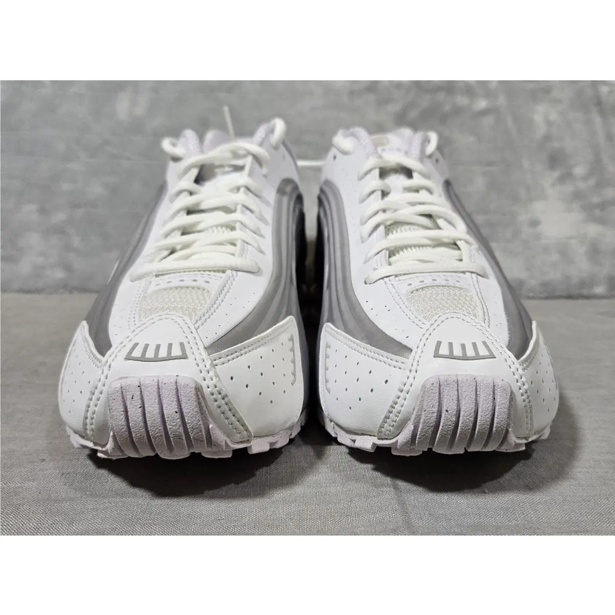Nike shoes - Nike Shox - Shox - HF5076 - Silver 1