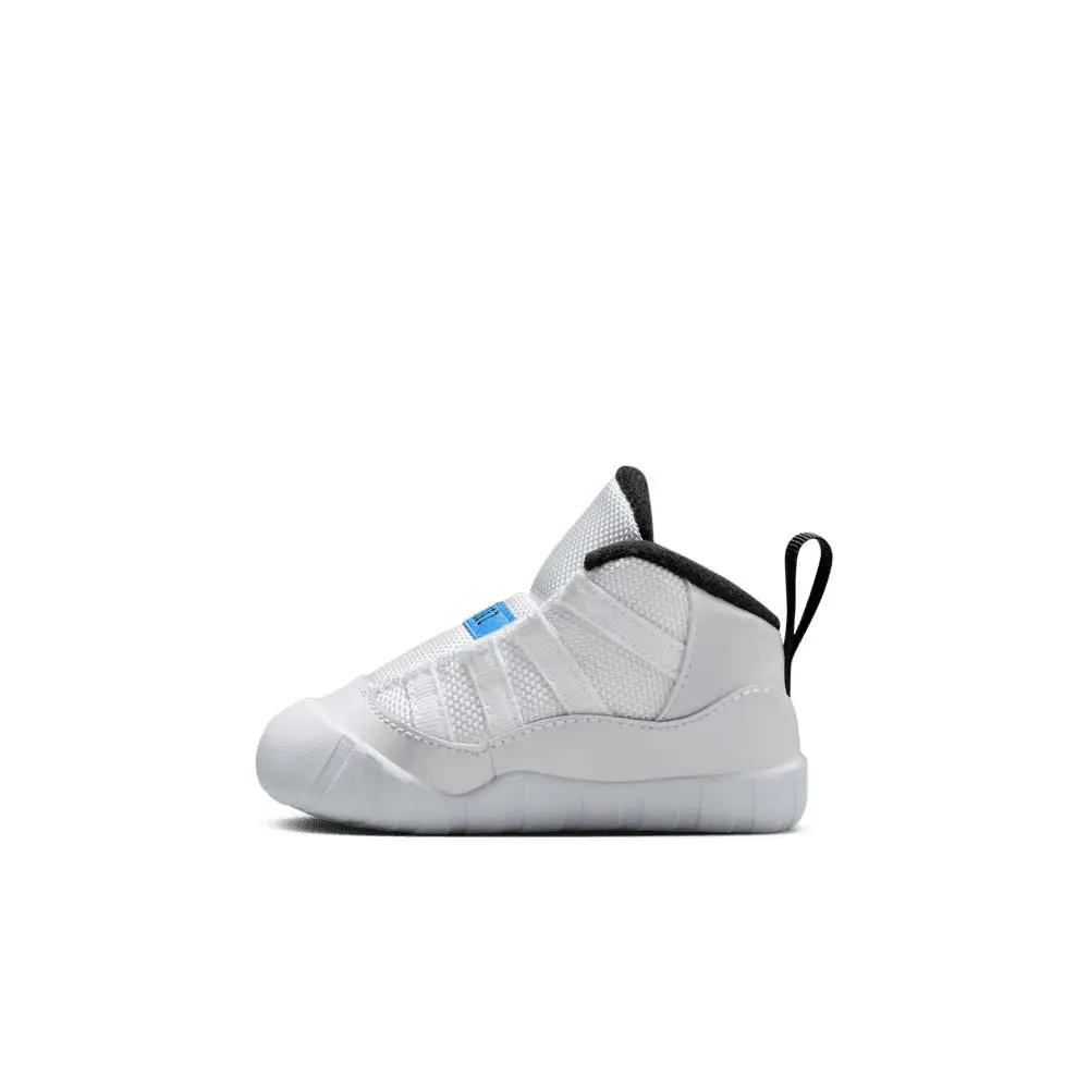Nike shoes - Air Jordan 11 - Air - CI6165-005 - White 9