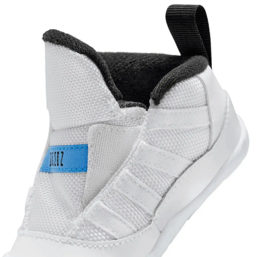 Nike shoes - Air Jordan 11 - Air - CI6165-005 - White 4
