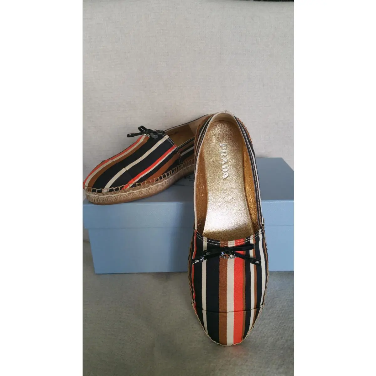 Prada Radzimir Espadrille Striped Logo Bow 39.5 9.5 Flats Cap Toe Italy