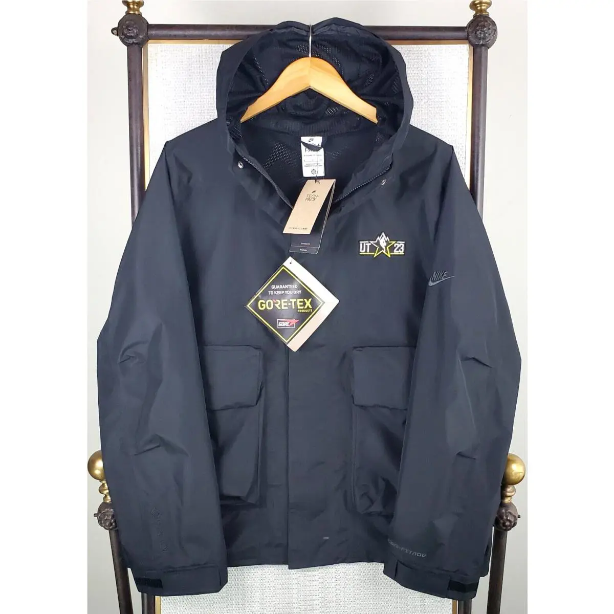 Nike clothing - golf casual jacket coat windbreaker swoosh nike fit full zip waterproof windproof vintage performance sportswear wicking breathable 2023 nba all star game storm fit advanvced goretex gore tex salt - Black 2