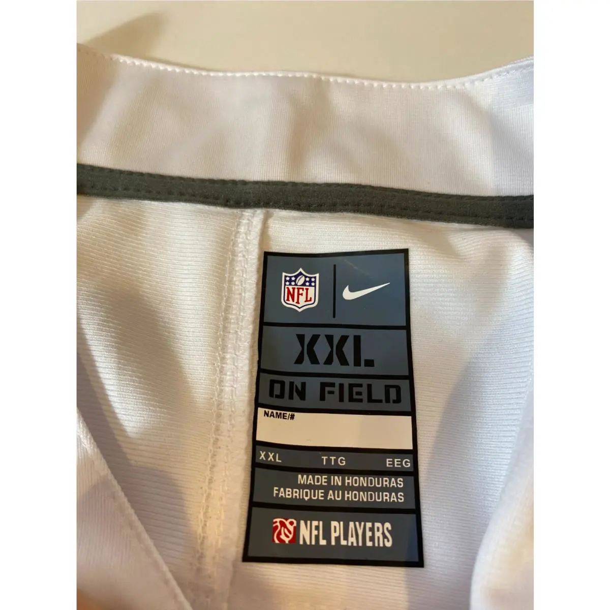 Nike clothing - White 2