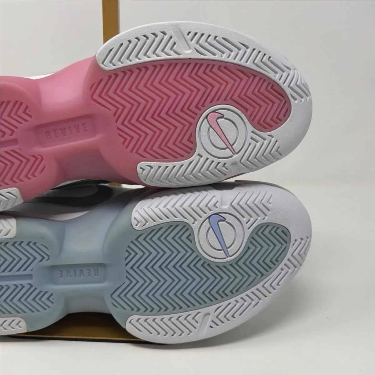 Nike shoes - Air Revive QS 2006 - Air Revive - 313752-101 - Pink (UPC: 00884802906605) 19