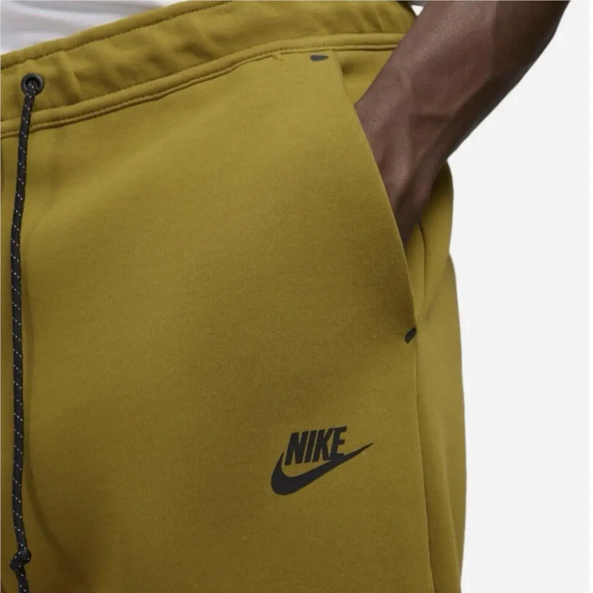 Nike clothing - Nike Tech - Tech - Gold 1