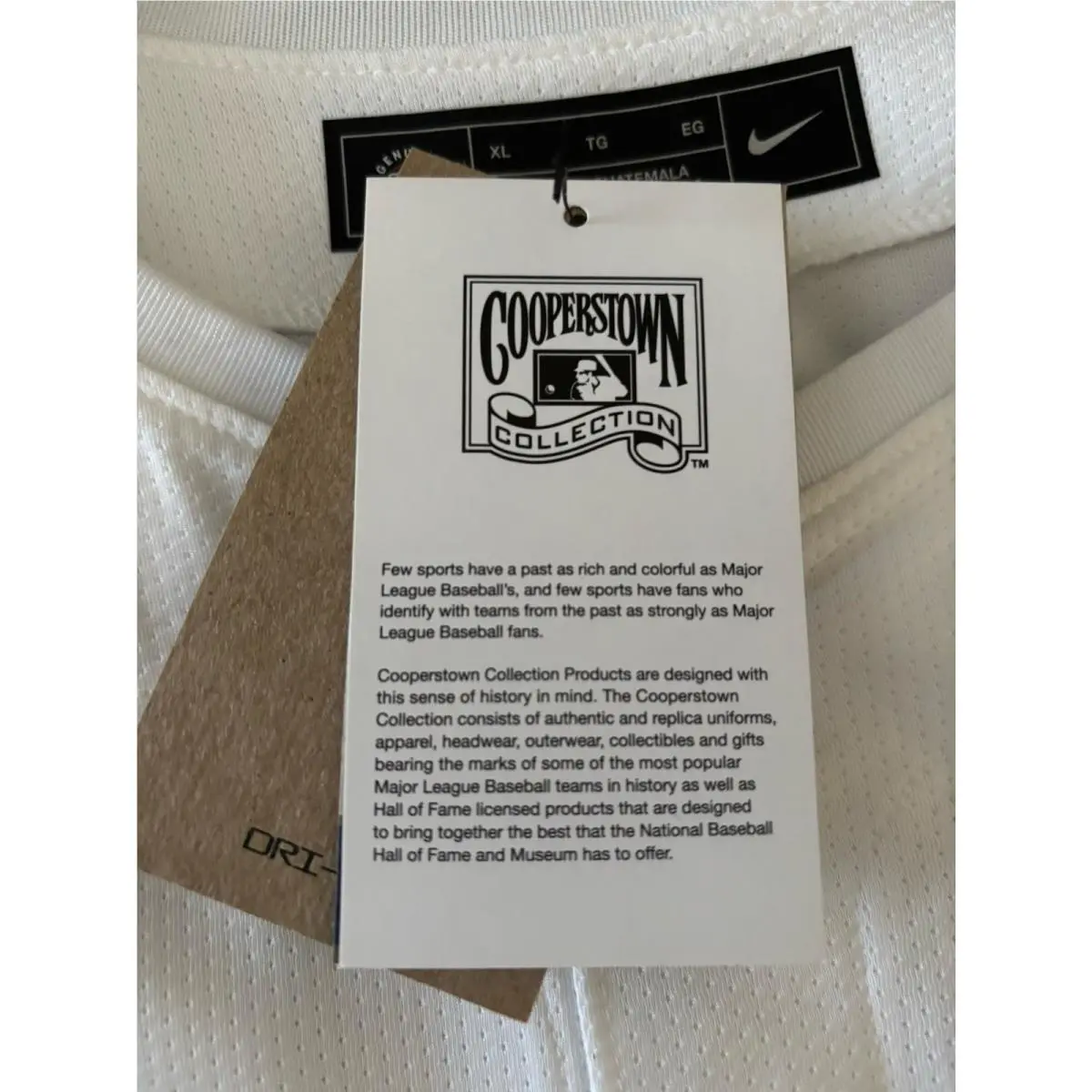 Nike clothing - White 2