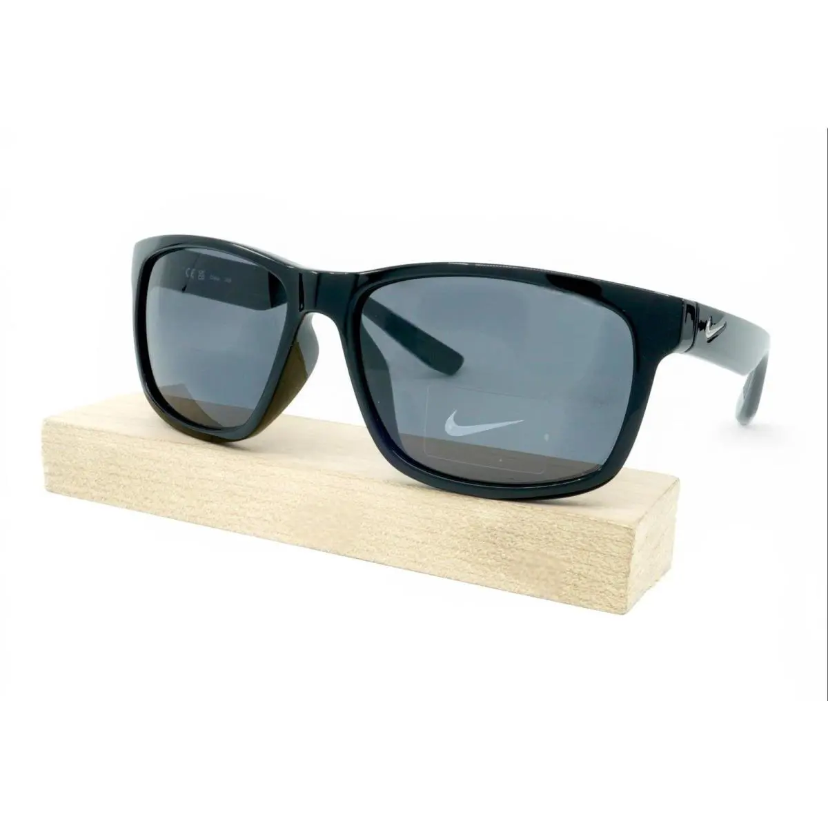 FQ4677-001 Mens Nike Cruiser Sunglasses - Frame: Black