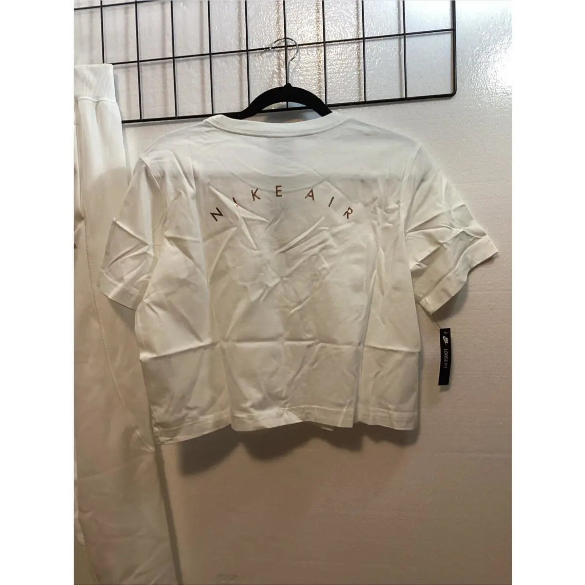 Nike clothing - White/ Gold 11