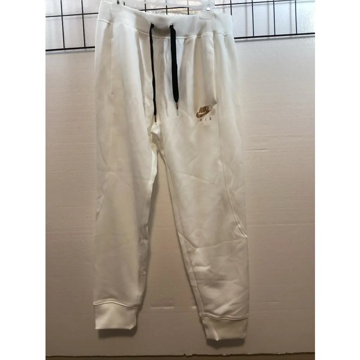 Nike clothing - White/ Gold 13