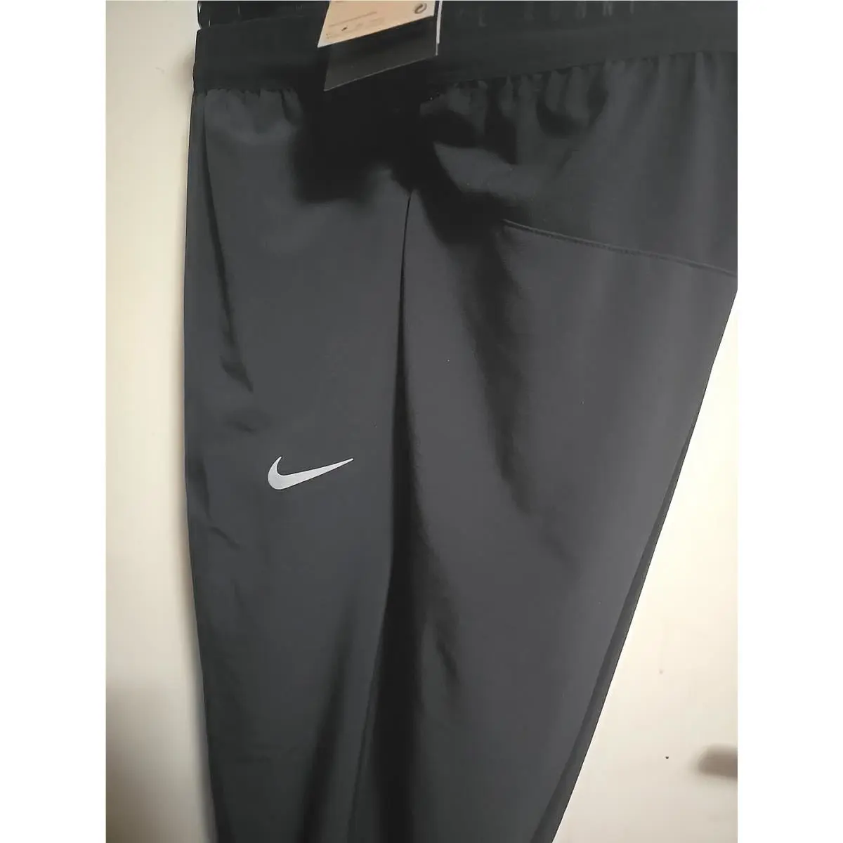 Nike clothing - nike - Black and gray (UPC: 197860500600) 0