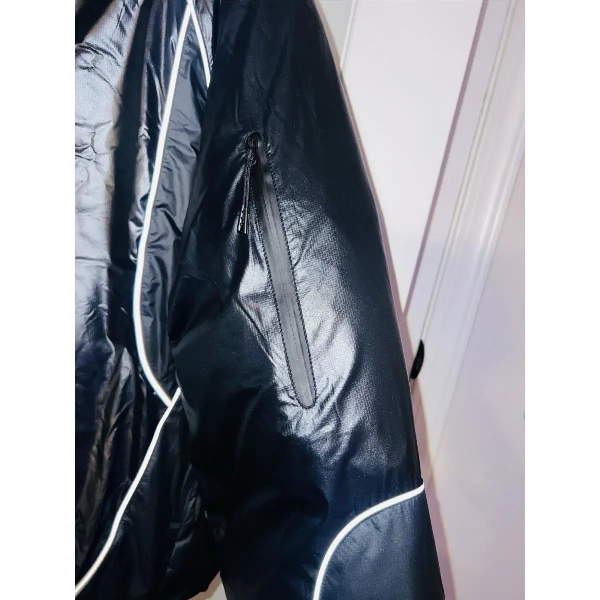 Nike clothing - Nike Tech Bubble Jacket - Tech Bubble Jacket - Black (UPC: 198482468590) 10