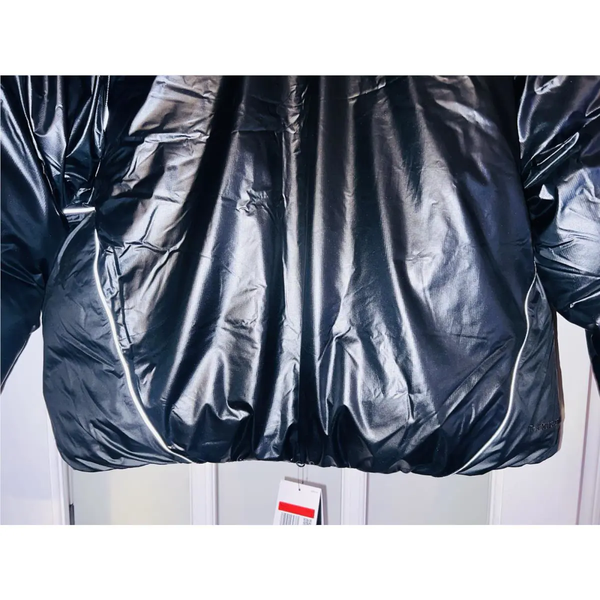 Nike clothing - Nike Tech Bubble Jacket - Tech Bubble Jacket - Black (UPC: 198482468590) 19
