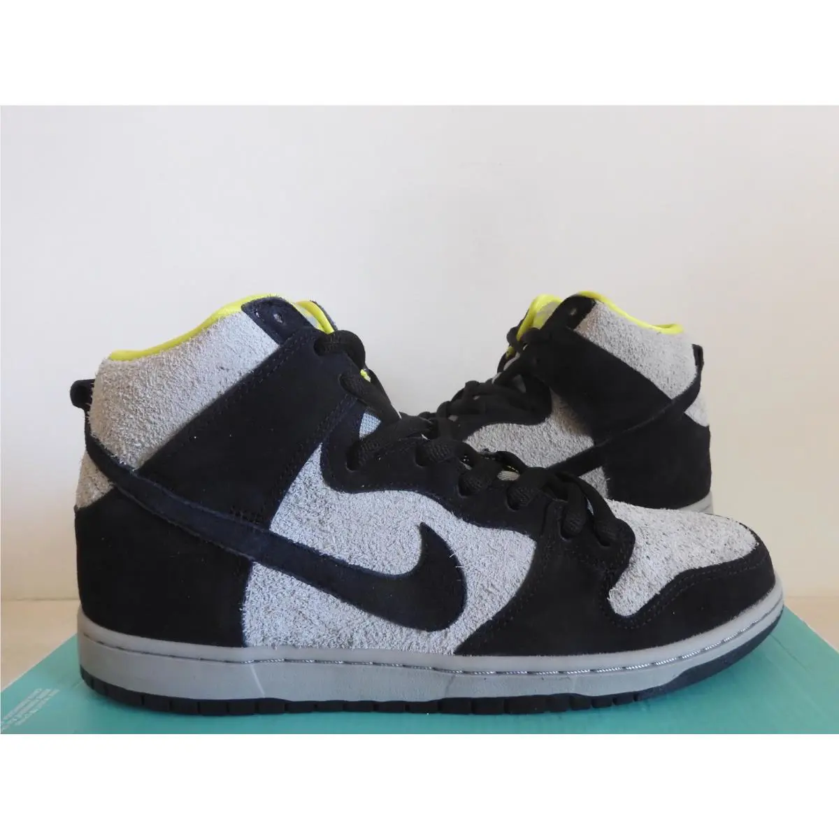 Nike shoes - Nike Dunk High - Dunk High - 305050-017 - Black (UPC: 886737821046) 0