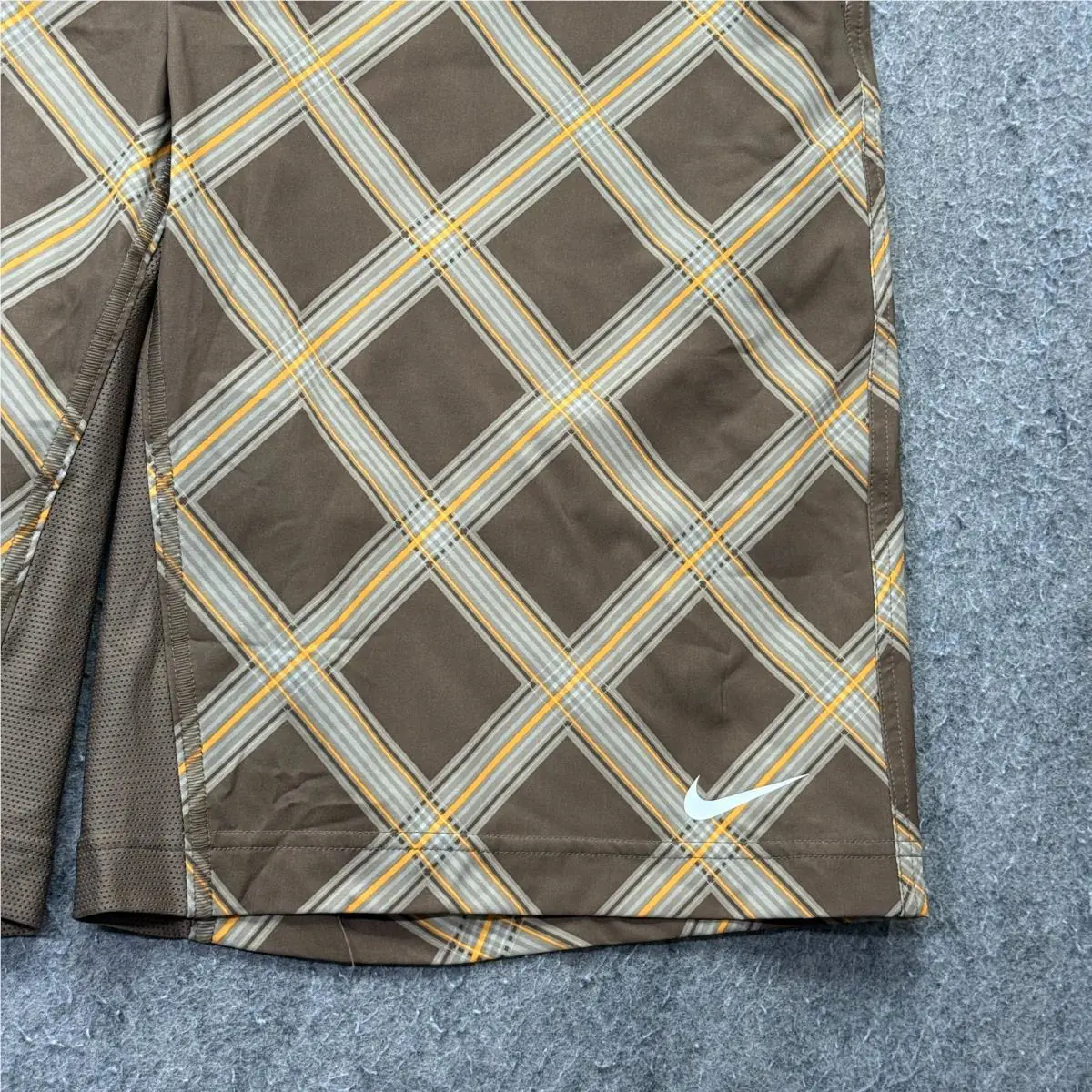 Nike clothing - Nike Court - Court - 363588-233 - Brown 2
