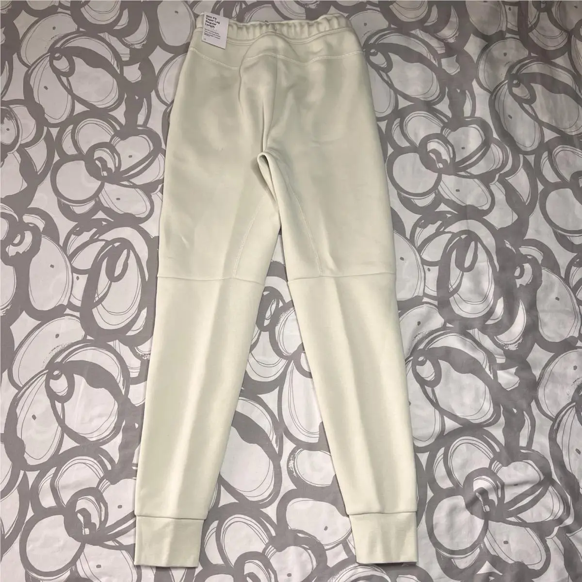 Nike clothing - FB8002020 - FB8002020 - Yellow 3