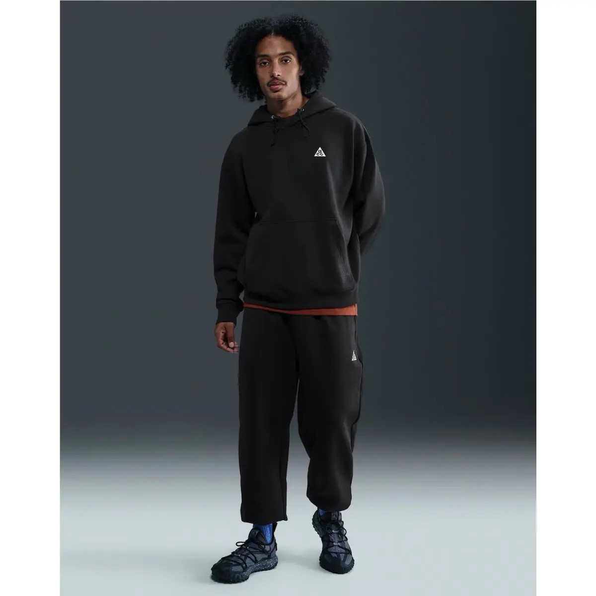 Nike clothing - Black (UPC: 198482015619) 3