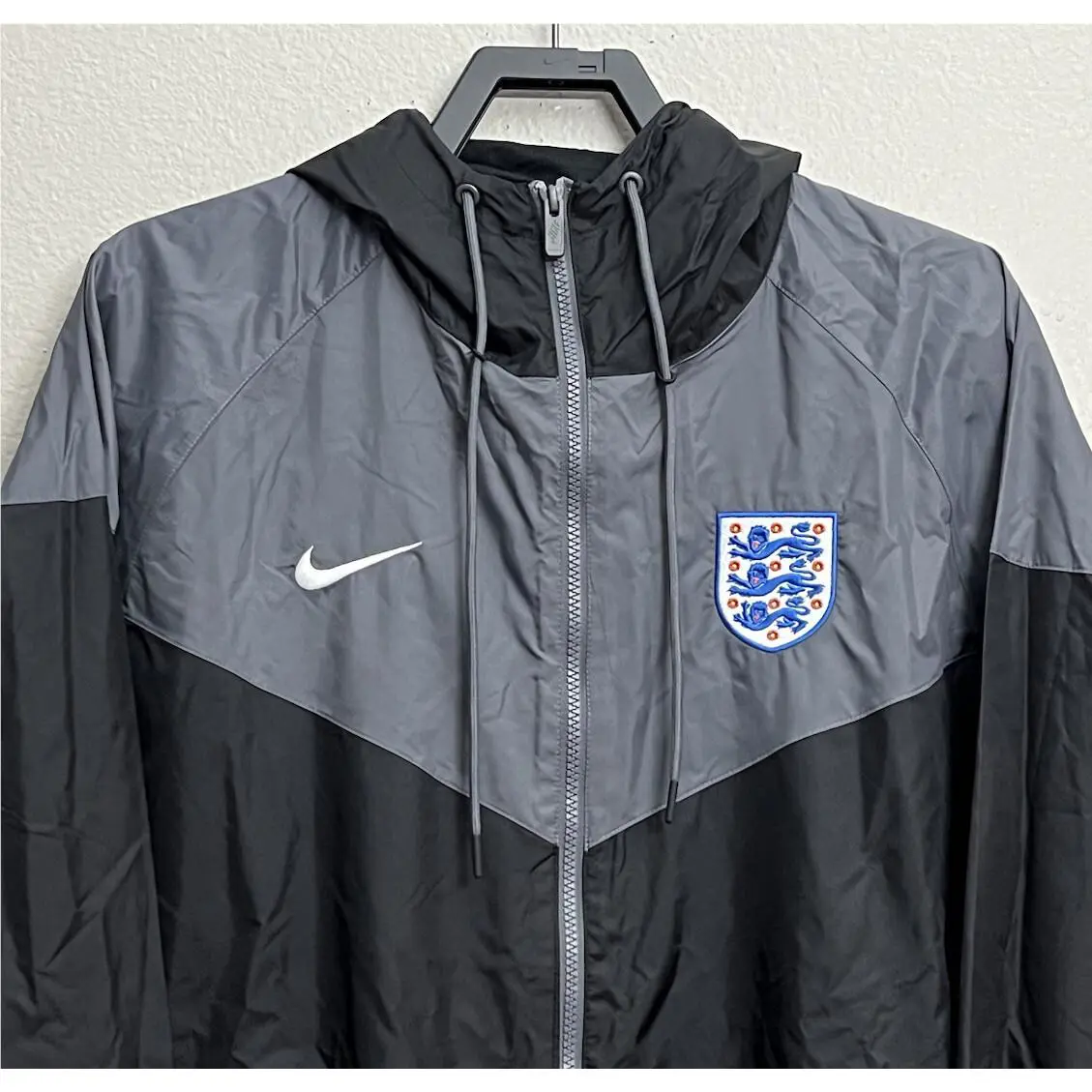 Nike clothing - Nike Chelsea Windrunner Hooded Jacket - Black (UPC: 196792137755) 0