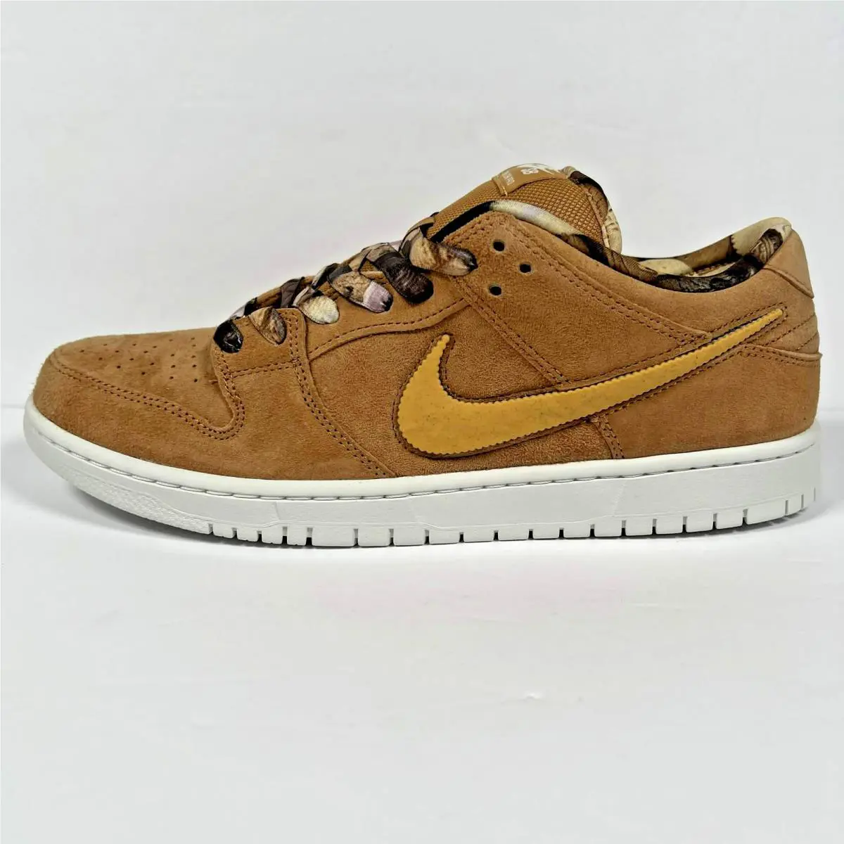 Nike shoes - Nike SB Dunk Low - Dunk Low - IO9508-200 - Brown (UPC: 198726051243) 1
