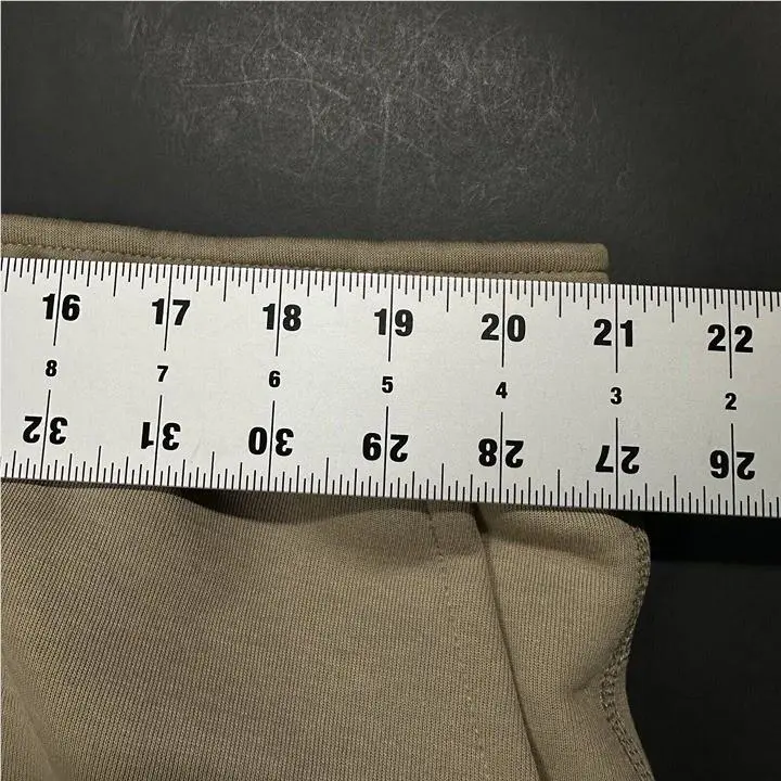 Nike clothing - Tan 7
